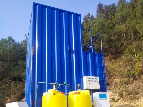 重力式無閥過濾器